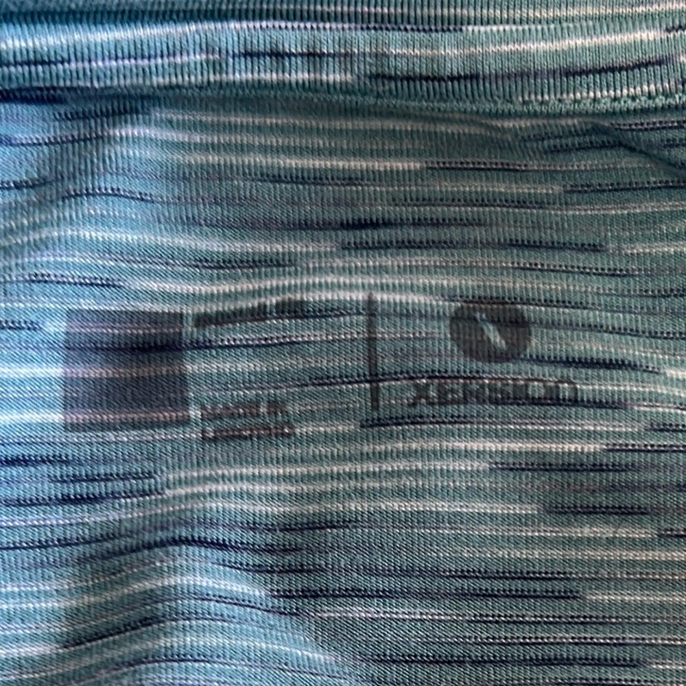 Xersion Blue Green Women's Athletic Top - Picture 7 of 9